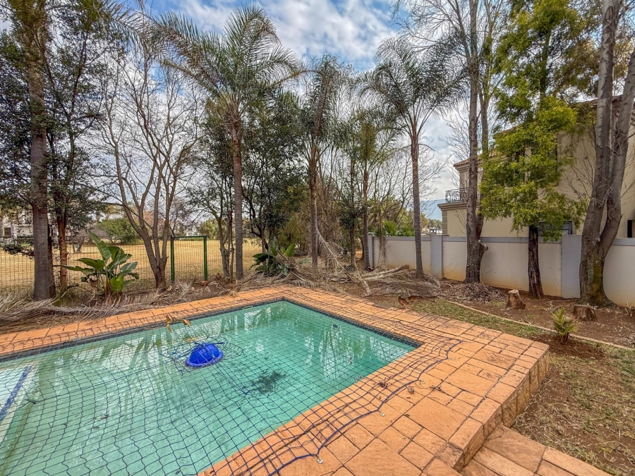 3 Bedroom Property for Sale in WestLake Country Safari Estate North West